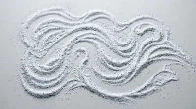 Gros plan macro sur les cristaux d'une lessive en poudre