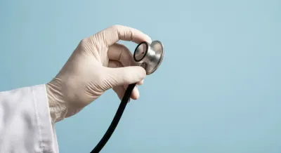 Icône médicale représentant un suivi professionnel pour les douleurs post-opératoires.